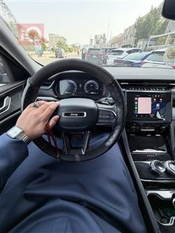 جیپ گراند شیرۆکی